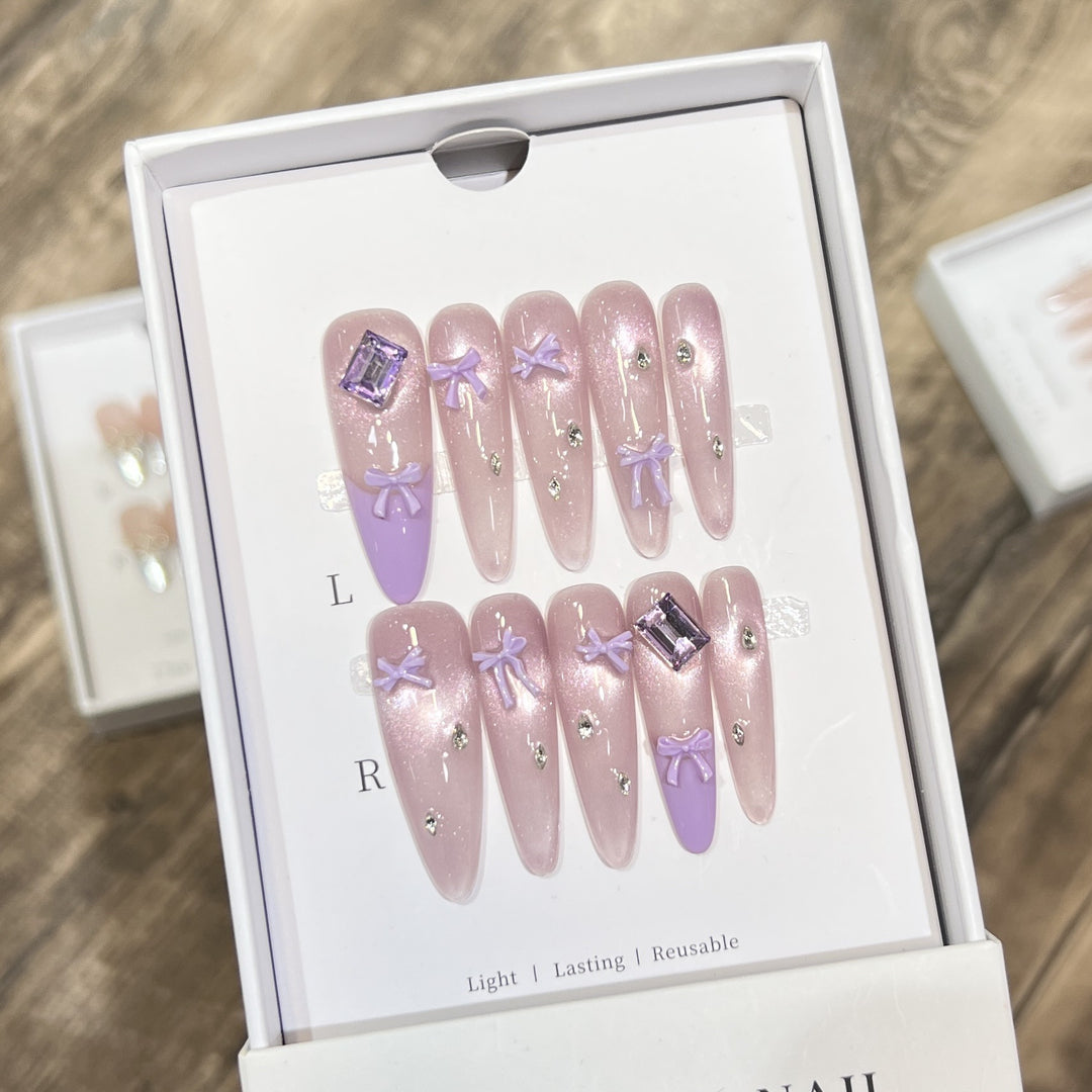 Elegant Handcrafted Press-On Nail Art Set Kalsten