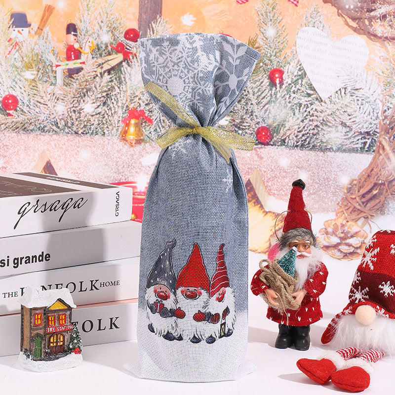 Gift bag with festive gnome motif Kalsten
