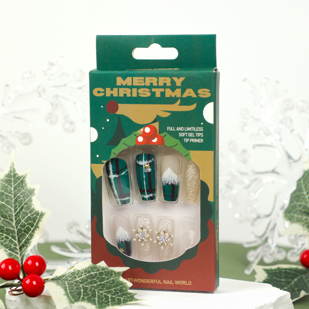 Artistic Nail Extensions with Festive Christmas Design Kalsten