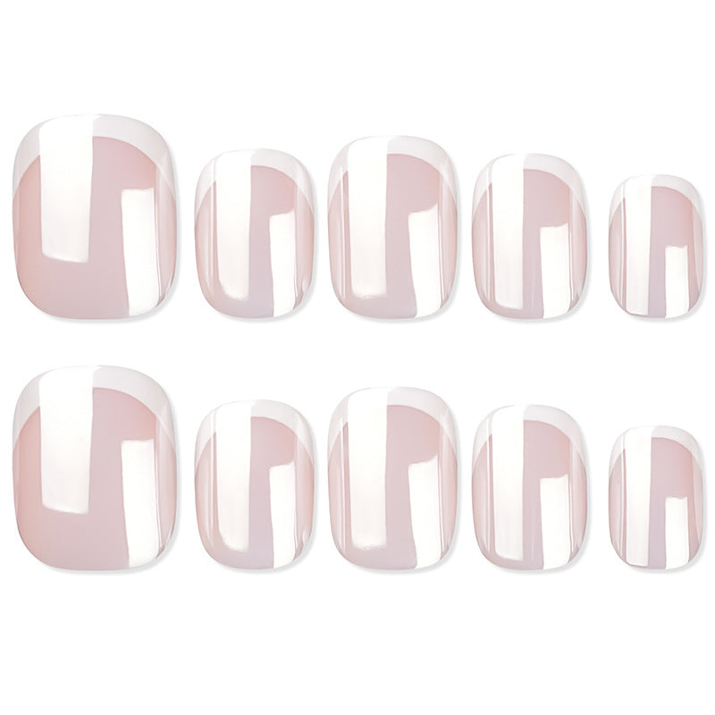 High-quality artificial nails with elegant French tip design Kalsten