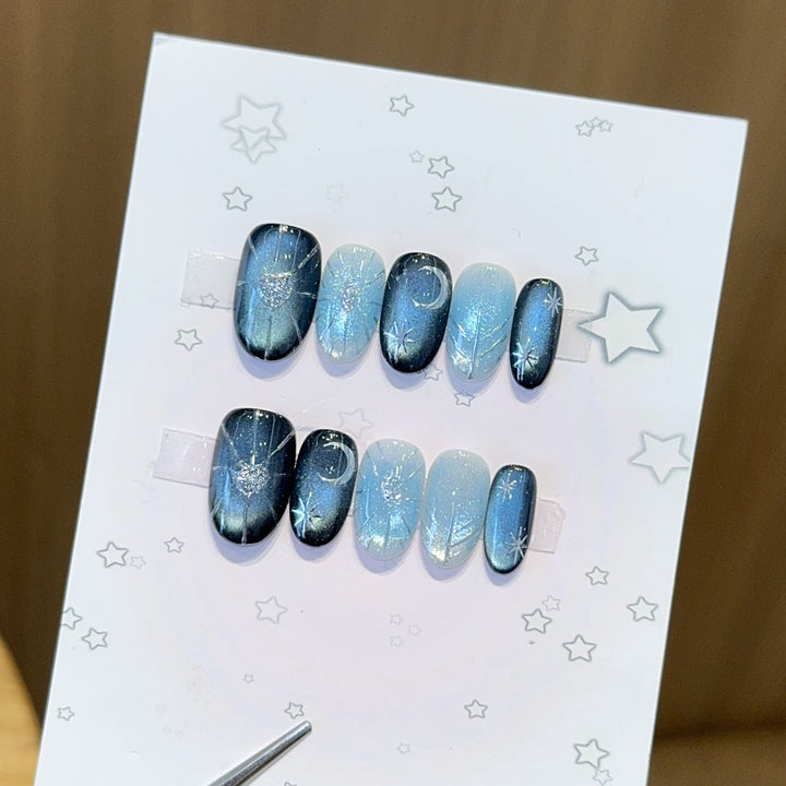 Glamorous artificial nail tips with star and glitter effects Kalsten