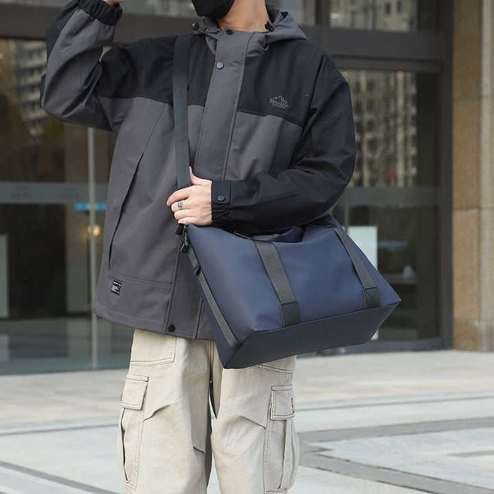 Sporty Travel Bag With Reinforced Interior And Removable Shoulder Strap Kalsten