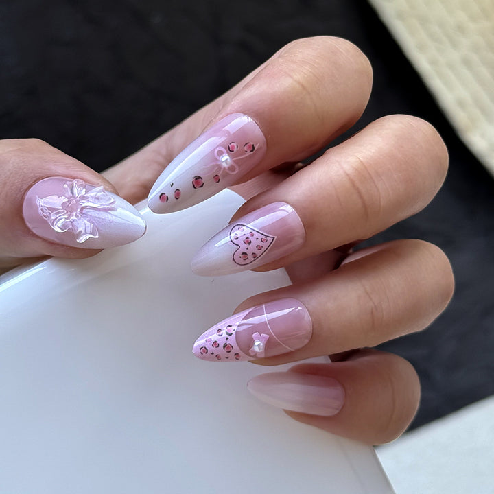 Artistic Heart-Embellished Press-On Nail Set Kalsten