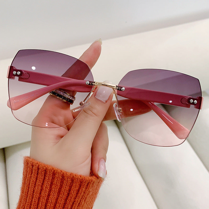 Women’s elegant sunglasses with innovative design Kalsten