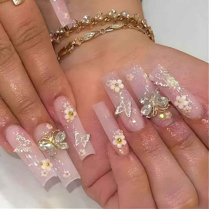 Extravagant Decorative Press-On Nails Kalsten