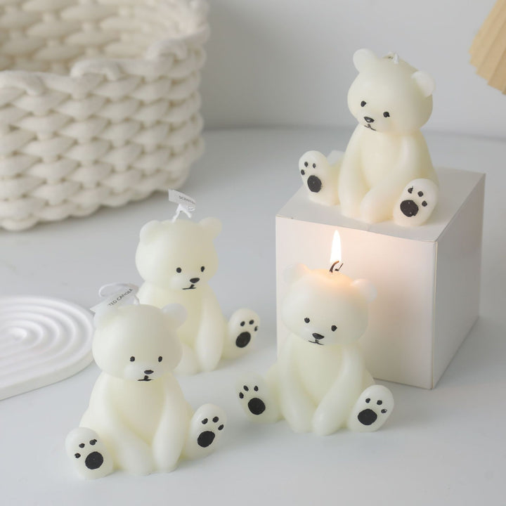 Decorative Bear-Shaped Scented Soy Candle with Ceramic Drip Tray