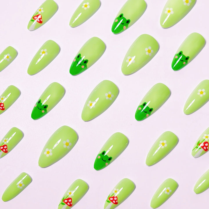 Artificial nails with cute frog and flower design Kalsten
