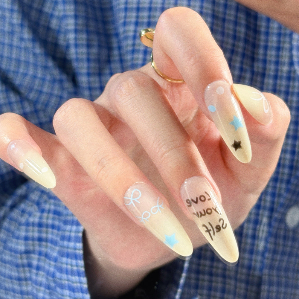 Artistic Press-On Nail Set with Floral and Glossy Accents Kalsten