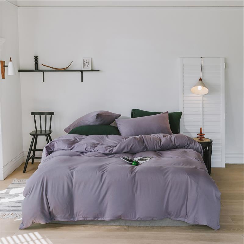 Bedding set made of breathable cotton percale with temperature-regulating processing