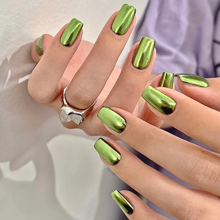 DIY Glossy Press-On Nails Kalsten