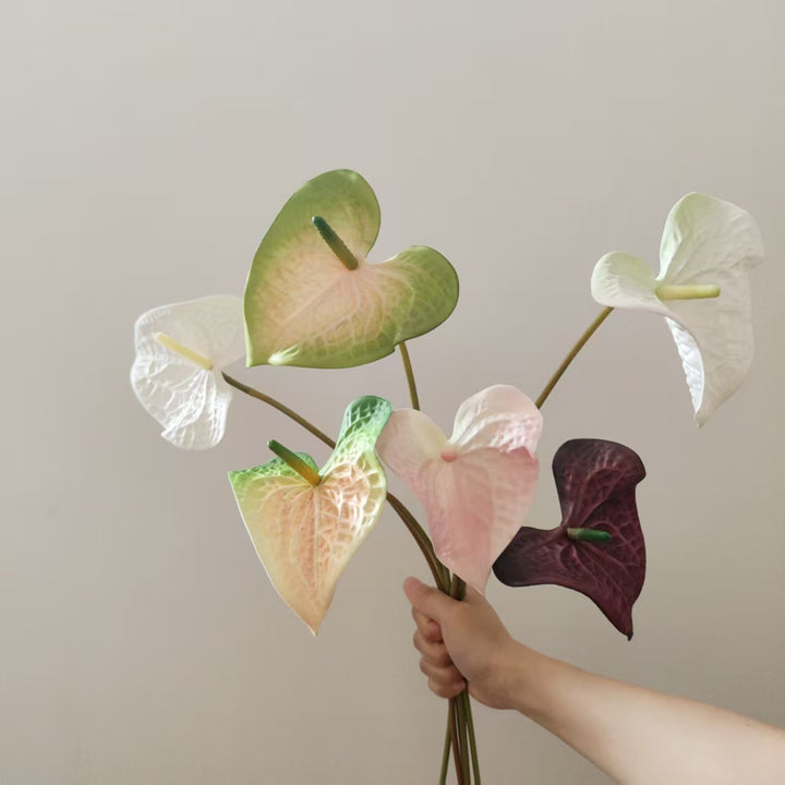 Heart-Shaped Leaf Floral Stand