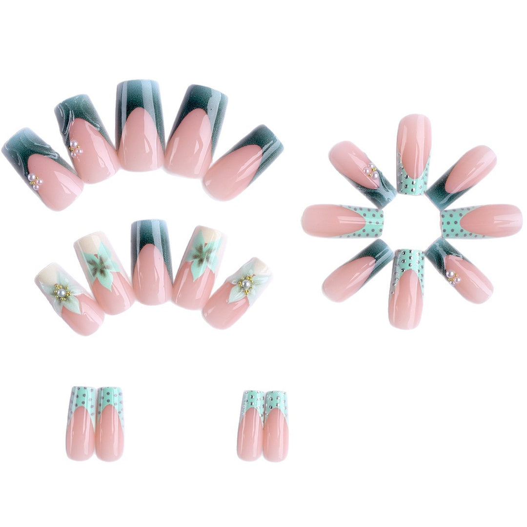 Creative acrylic nails with 3D floral design Kalsten