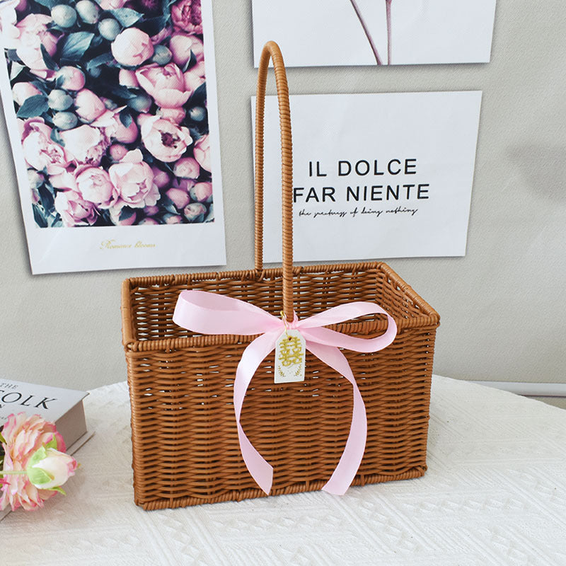 Chic Woven Handbag with Pearl Accent Kalsten