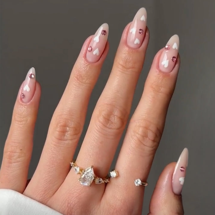 Decorative artificial nails with heart motif and rhinestones Kalsten