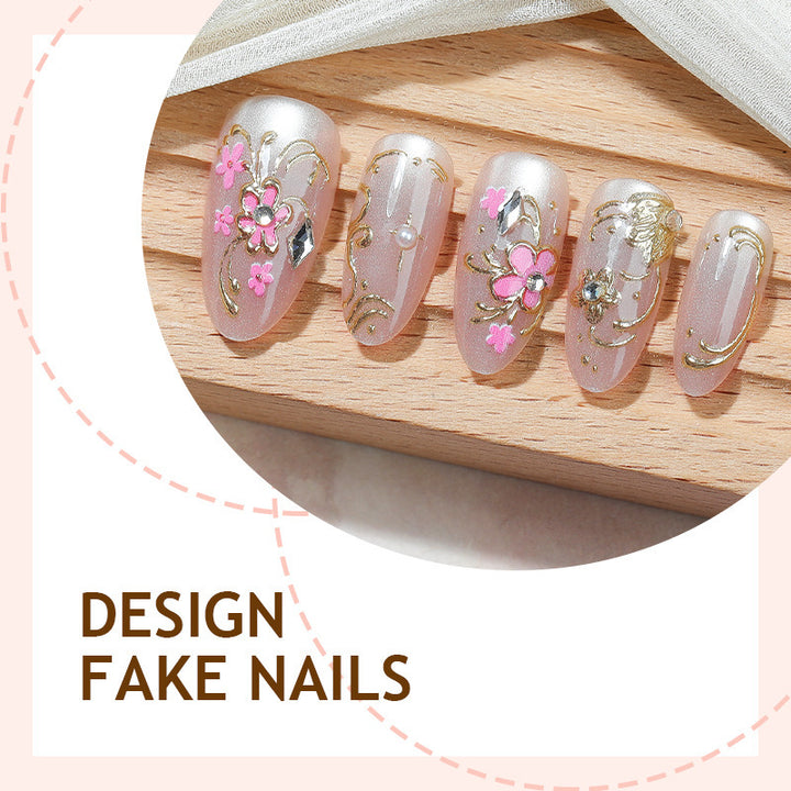 Nail art set with floral and golden details Kalsten
