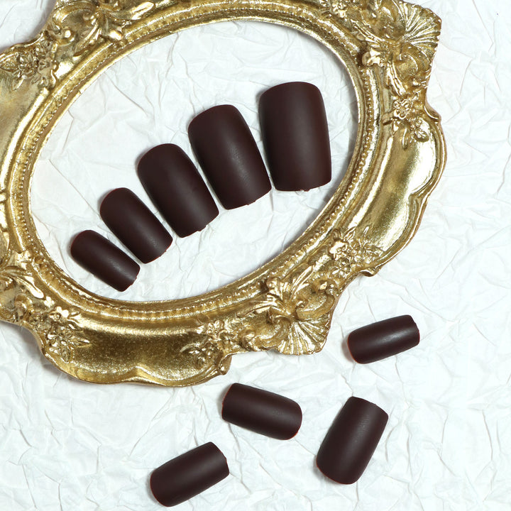 Premium Matte Finish Press-On Nails Kalsten