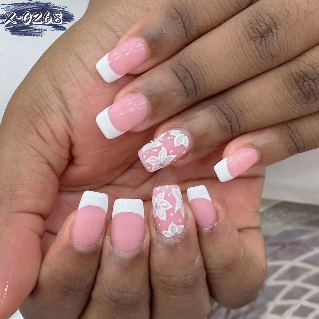 Elegant Floral Nail Art Design