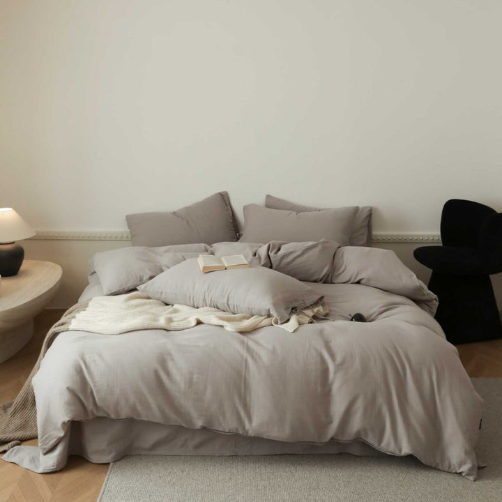 Breathable stonewashed bed linen set made of cotton-linen blend