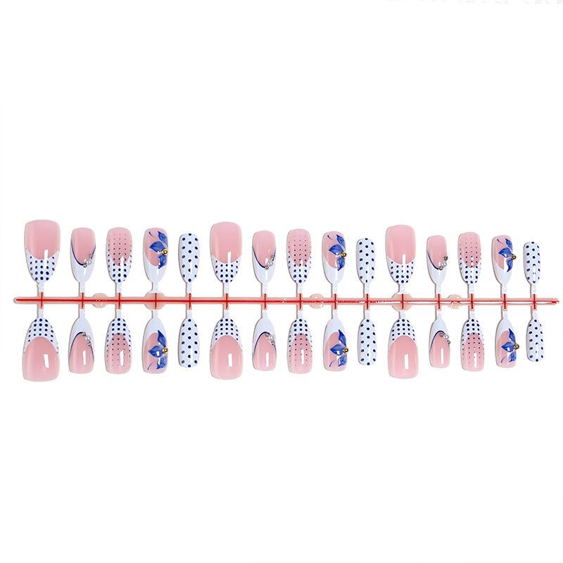 Artificial Nail Set with Decorative Polka Dots and Floral Accents Kalsten