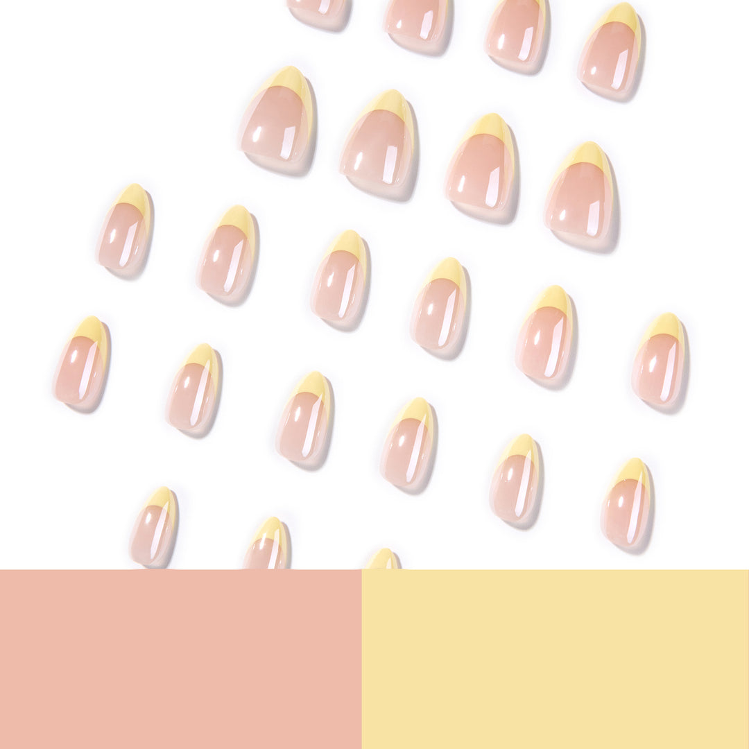 Elegant and refined nail art with shimmering French-tip Kalsten