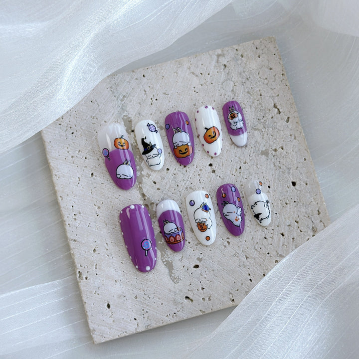 Artistic Press-On Nail Art Set with Heart and Celestial Designs