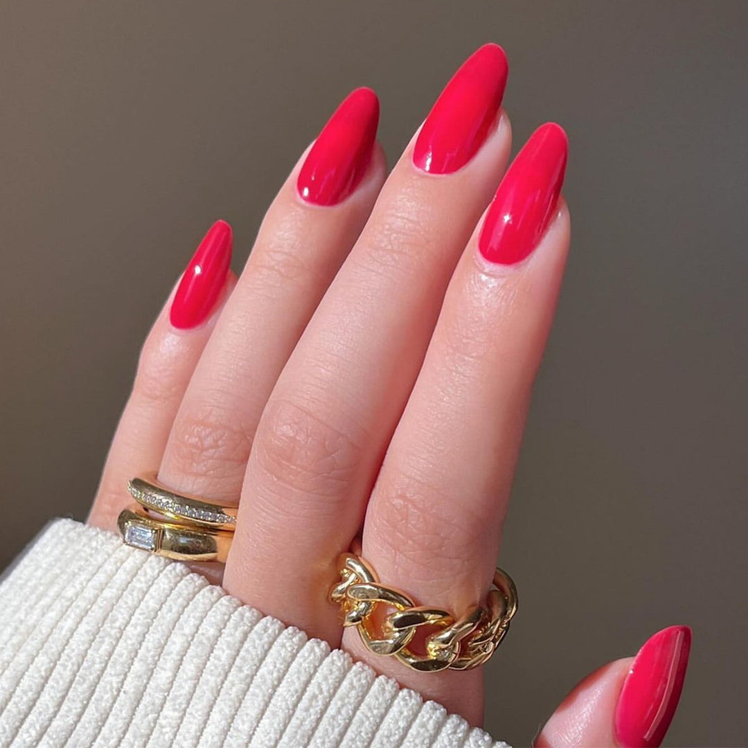 Elegant artificial nails with glossy surface Kalsten