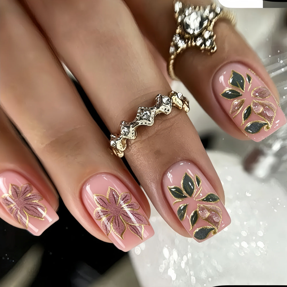 Artful Nail Art with Floral Design Kalsten