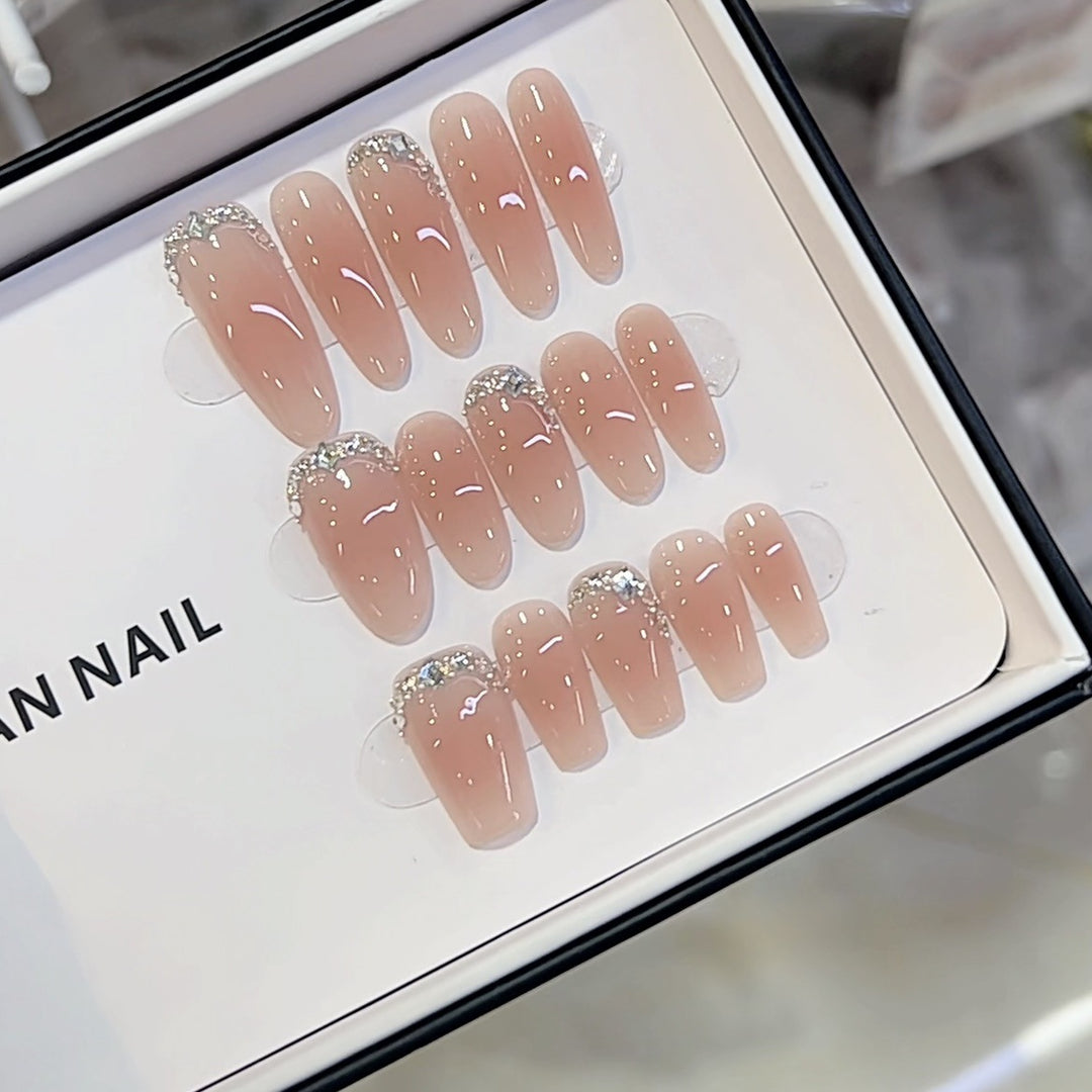 Luxury Press-On Nail Set with Rhinestone Accents Kalsten