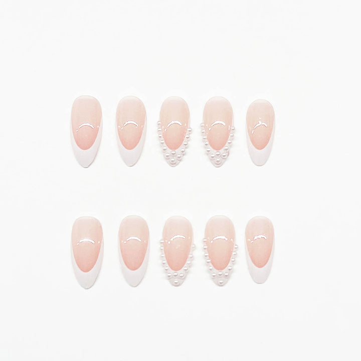 Nail art set with elegant design and 3D pearl embellishments Kalsten
