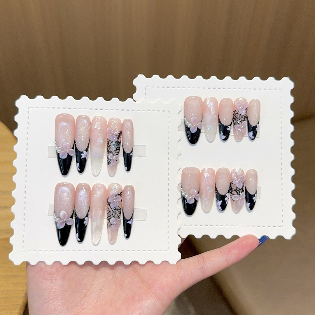 Artificial Nails In Elegant Floral Design Kalsten