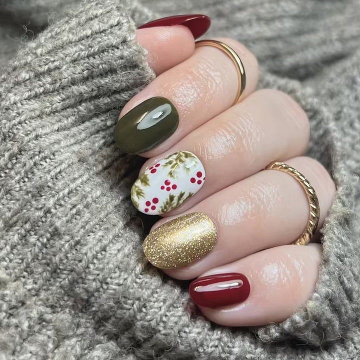 Festive Holiday-Themed Nail Art Collection Kalsten