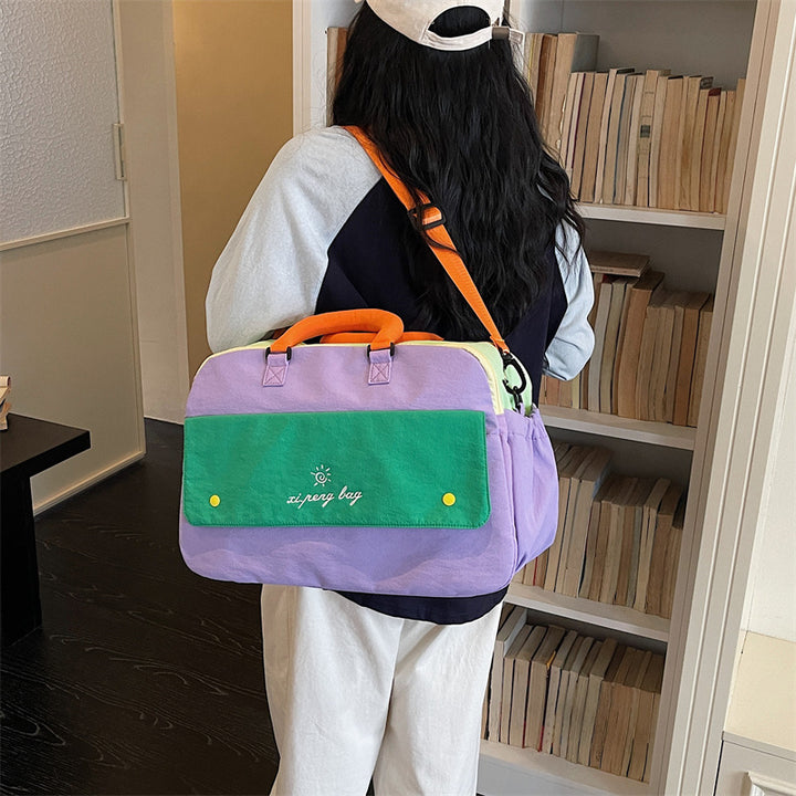 Versatile Multi-Pocket Sport Weekend Duffle Kalsten