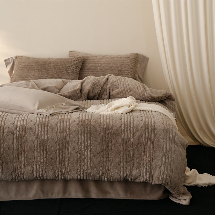 Luxurious textured chenille cuddle bedding set
