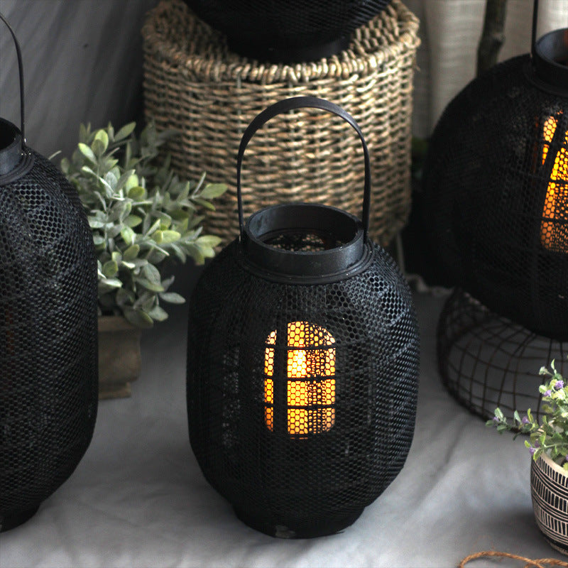 Elegant metal lantern with net design Kalsten
