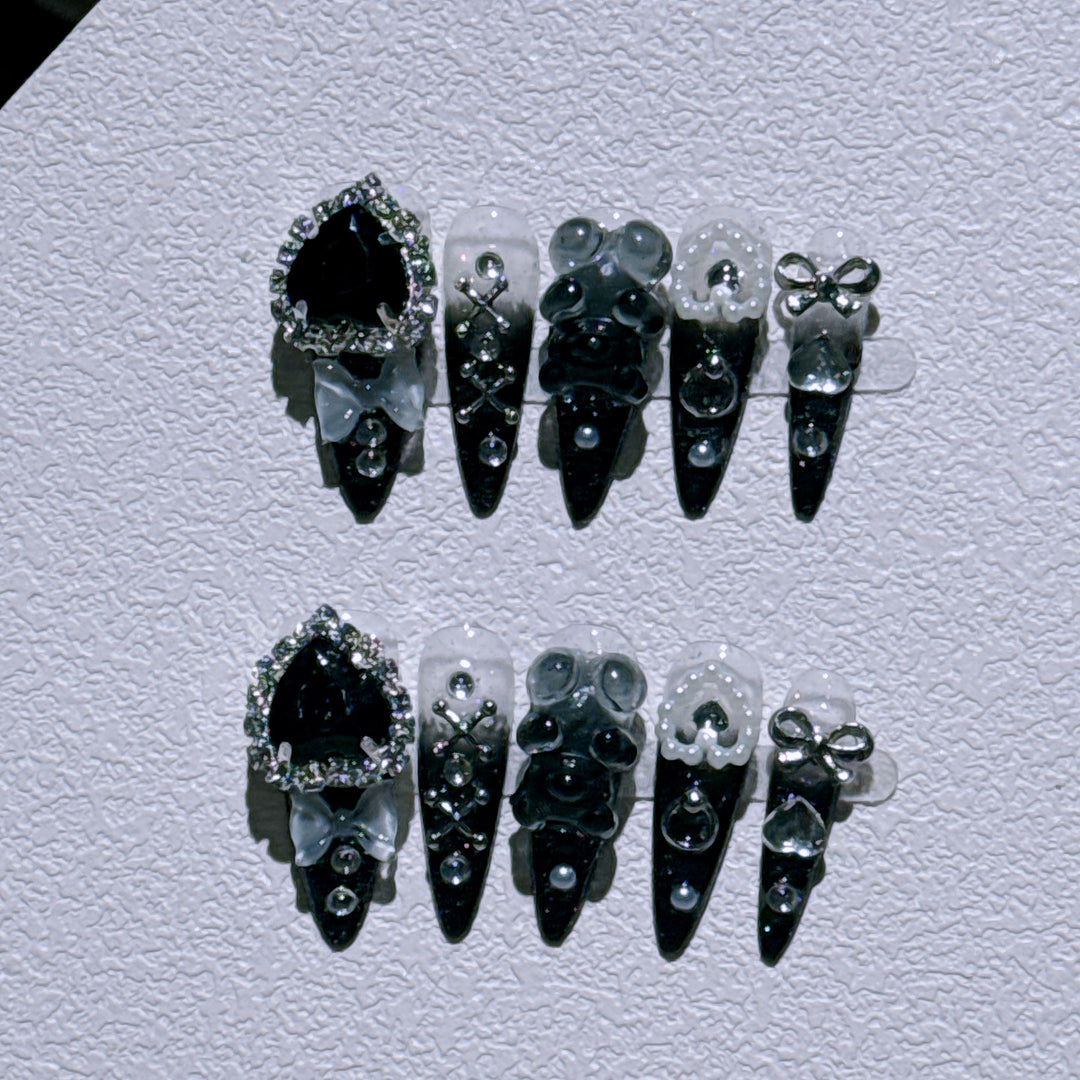 Glamorous Nail Art Extensions