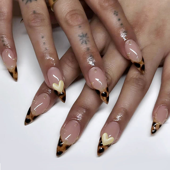 Artistic stiletto nails with trendy animal print Kalsten