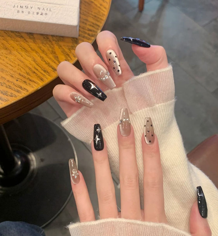 Artistic Heart Pattern Nail Art Extensions Kalsten