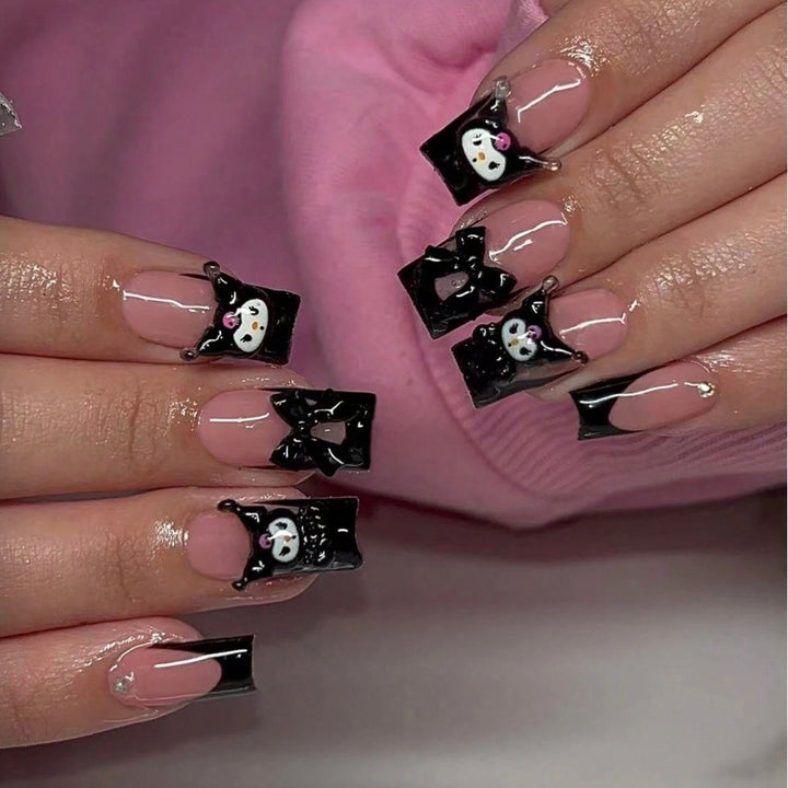 Artificial nail set with festive winter motifs and playful shiny accents Kalsten