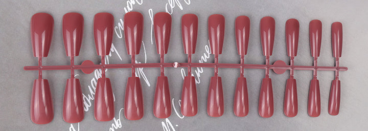 Natural Shape Press-On Nail Set Kalsten