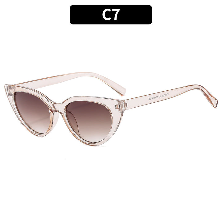 Chic Cat-Eye Sunglasses  1787664030