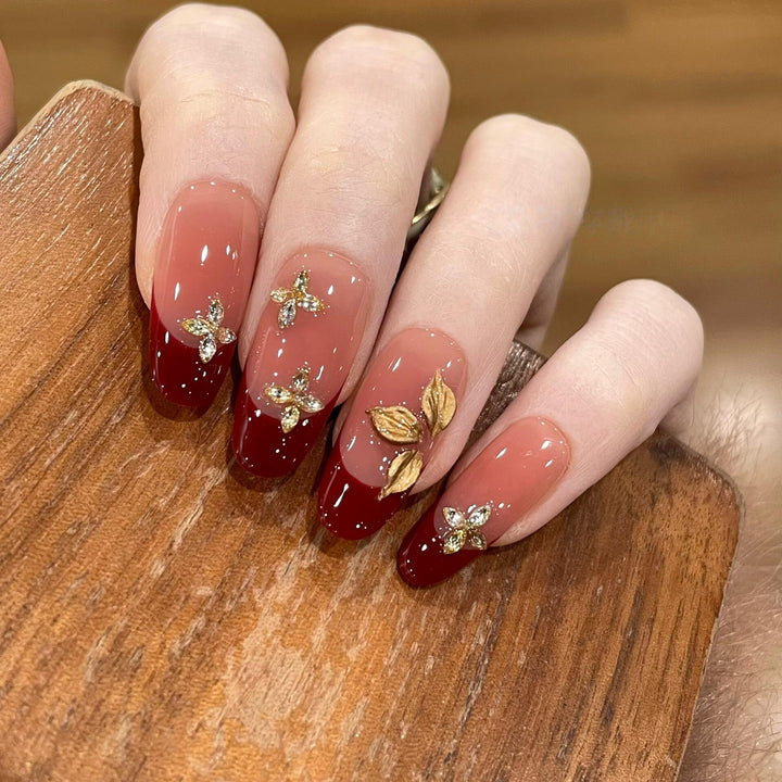 Artificial nails with luxurious flower and glitter elements Kalsten