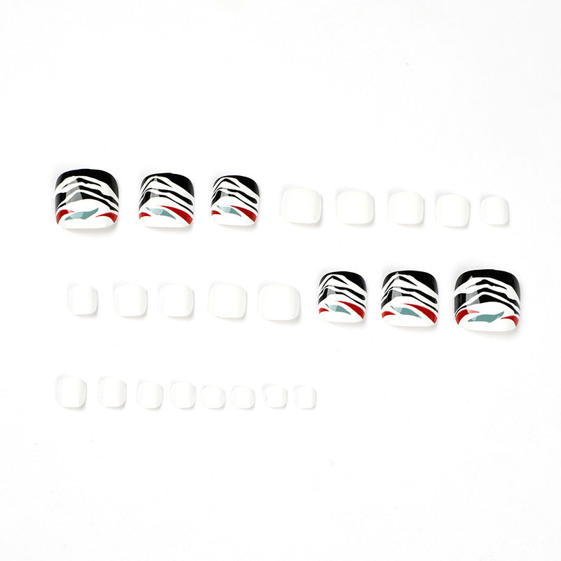 Creative toenail enhancement Kalsten