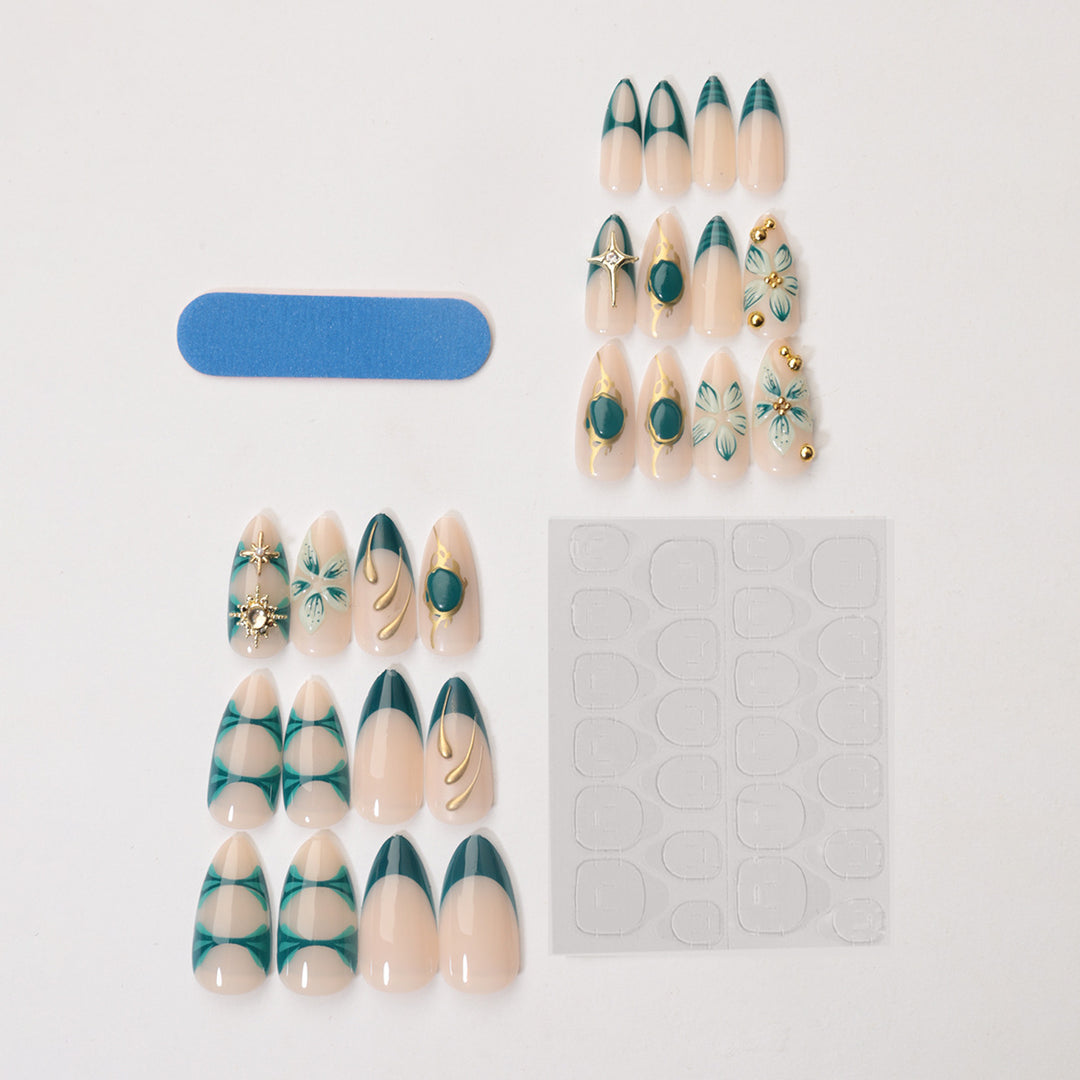 Creative Nail Art Set with Elaborate Flower and Gold Decorations Kalsten