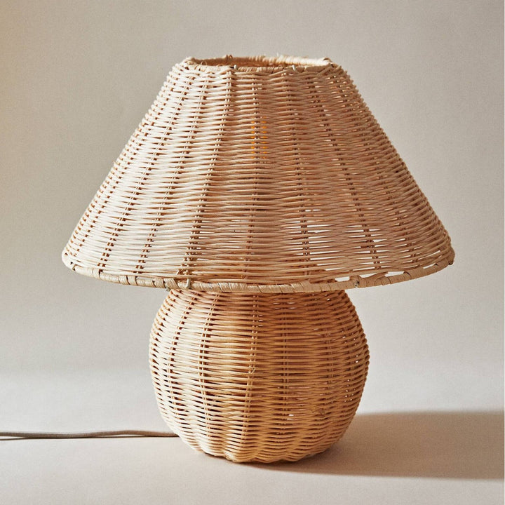 Handcrafted Rattan Table Lamp Kalsten
