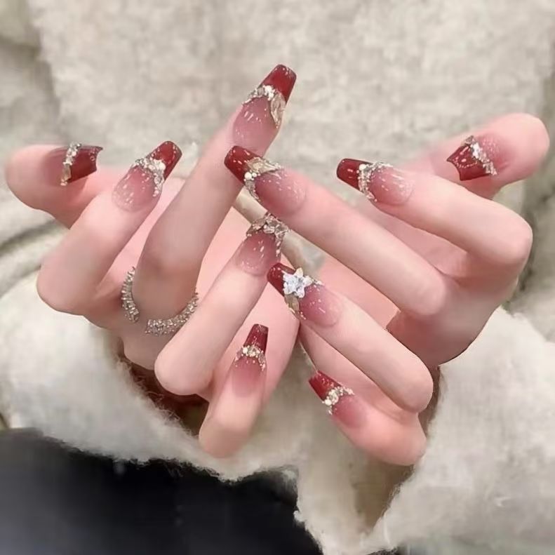 Artful Nail Tips Design Kalsten