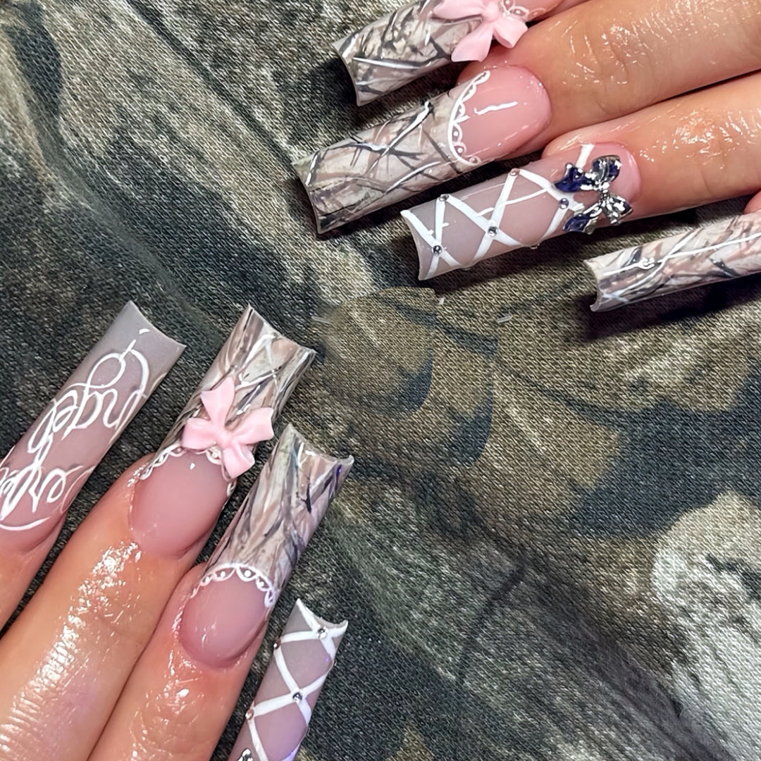 Decorative Long Press-On Nails Kalsten