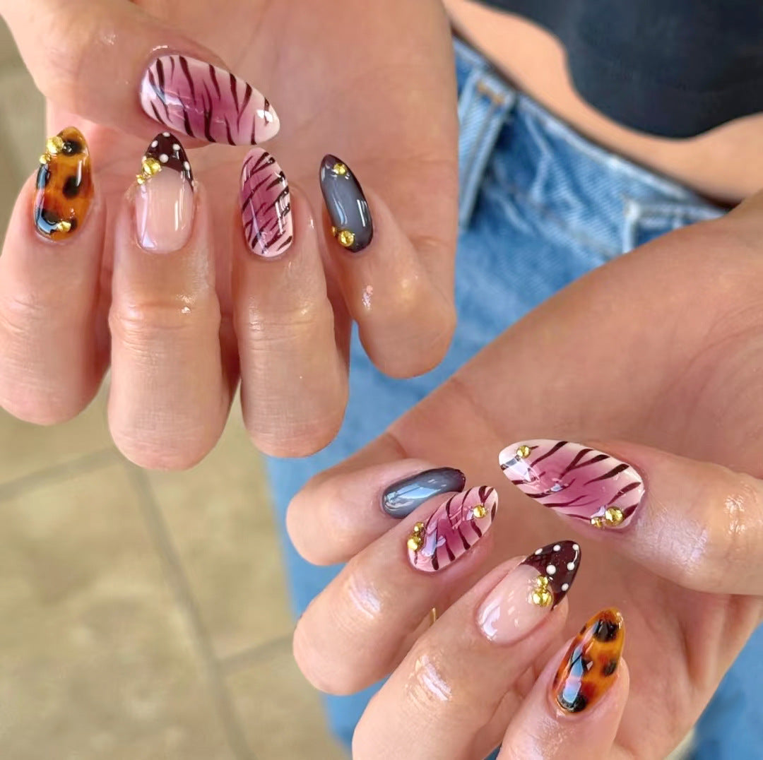 Artistic Press-On Nail Set with Unique Patterns and Embellishments Kalsten