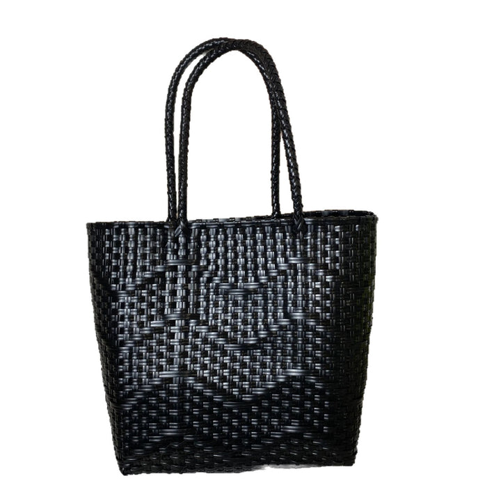 Hand-knotted tote bag with modern wave pattern Kalsten