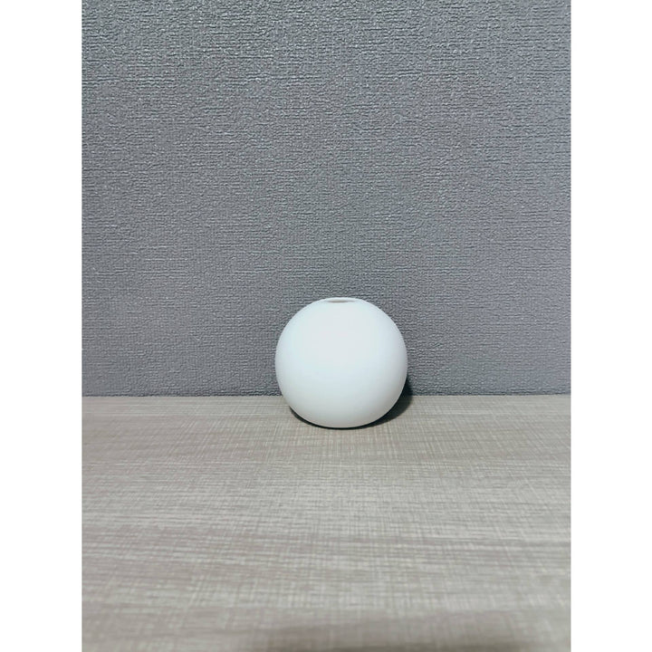 Minimalist Ceramic Sphere Planter Kalsten