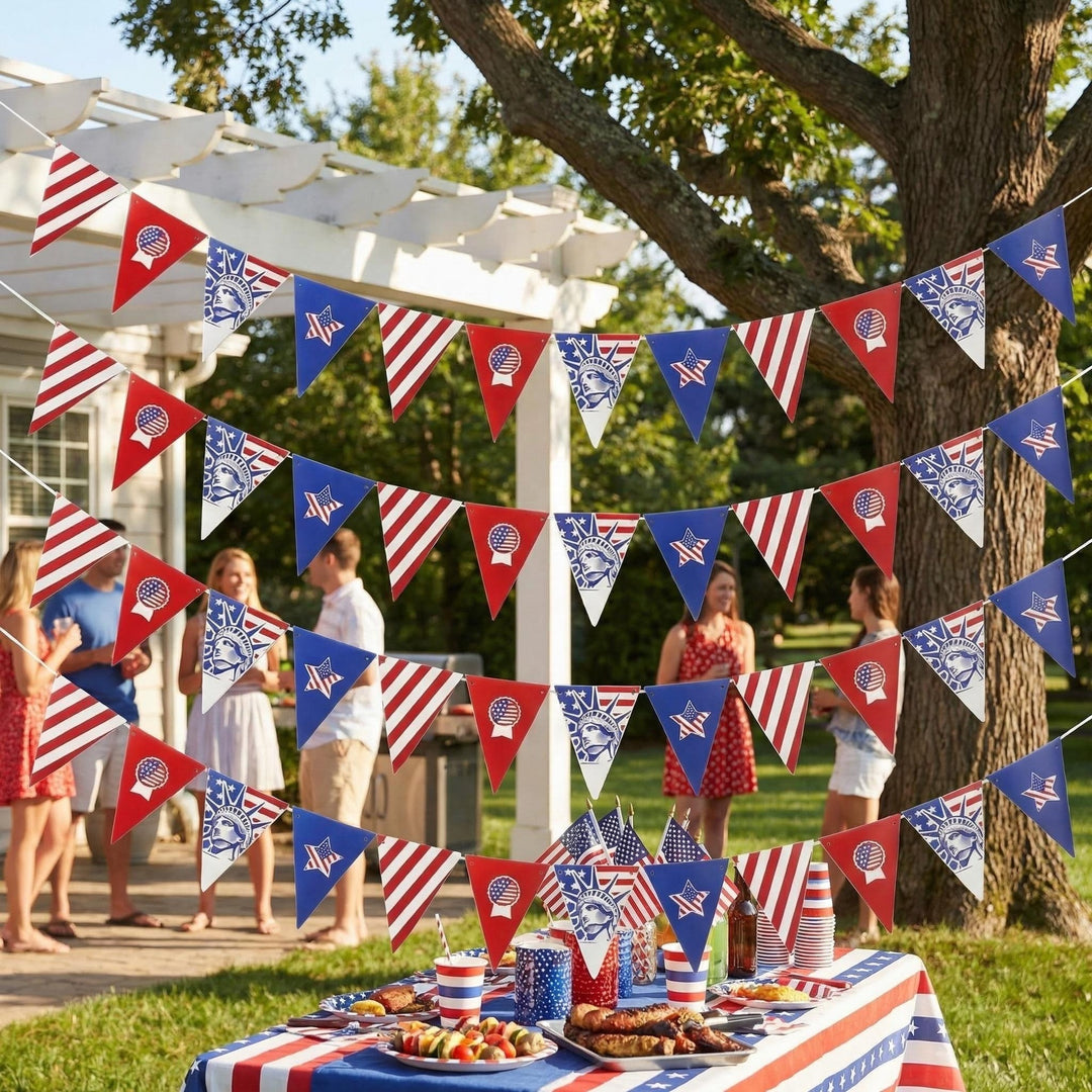 Unisex nan patriotic bunting chain with stars and Statue of Liberty motif made of durable coated paper Kalsten